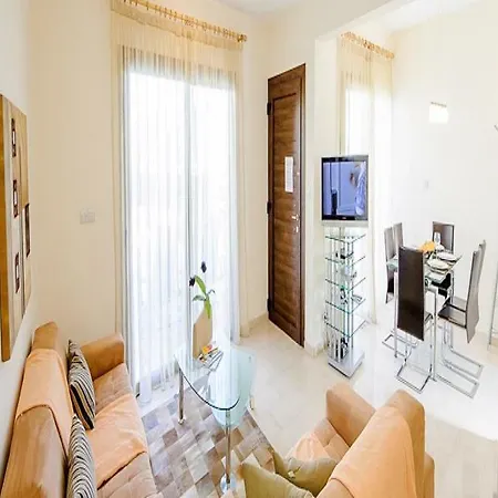 Rent Private Villa 010