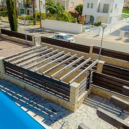 Rent Private Villa 010 Villa *